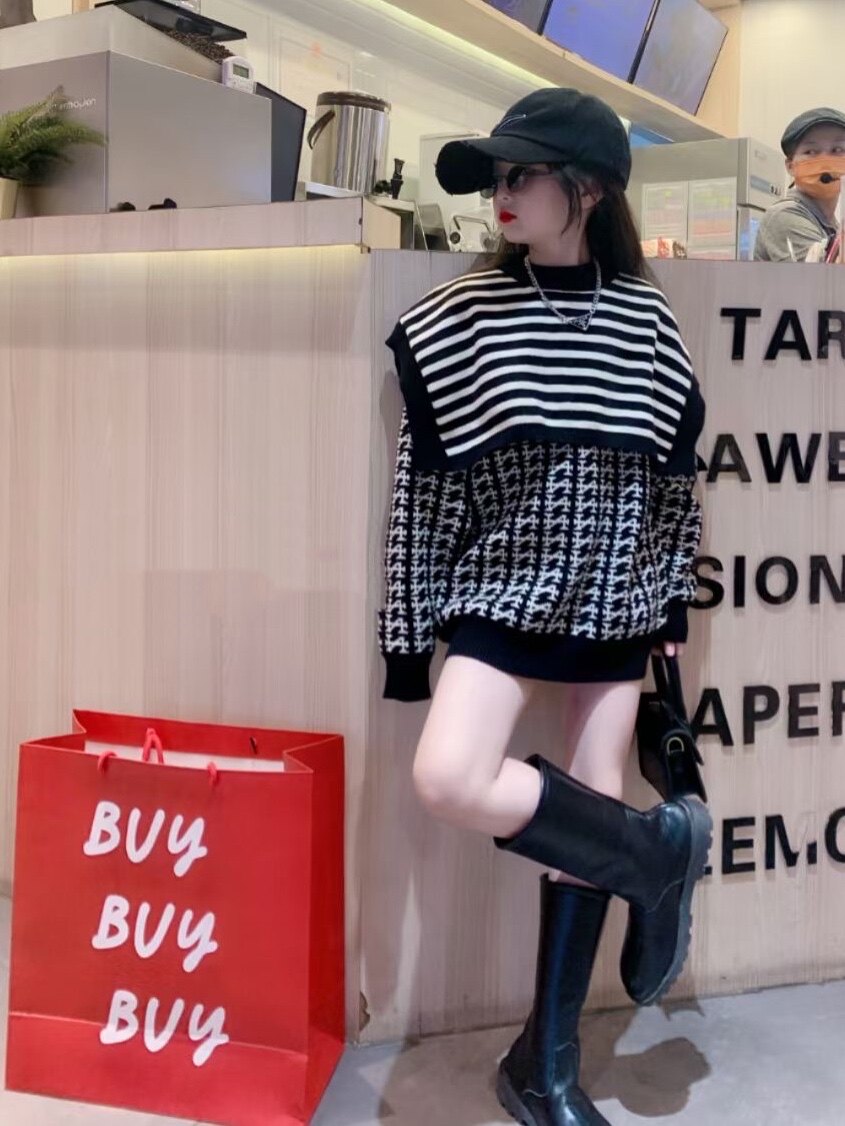 Korean Boy Dress Girl Foreign Pie Sweater 2021 Autumn Winter Great Boy Birds Gags Loose Blouses Cloak shoulder hygiene Clothing