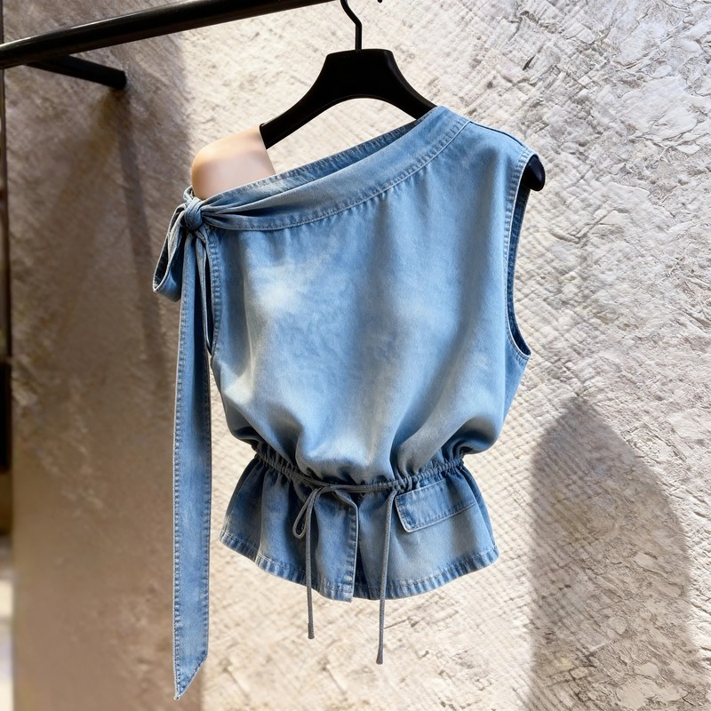 2026 Summer New Unique Denim Top for Women, Light Blue, Tie-Waist, Elegant and High-End Design
