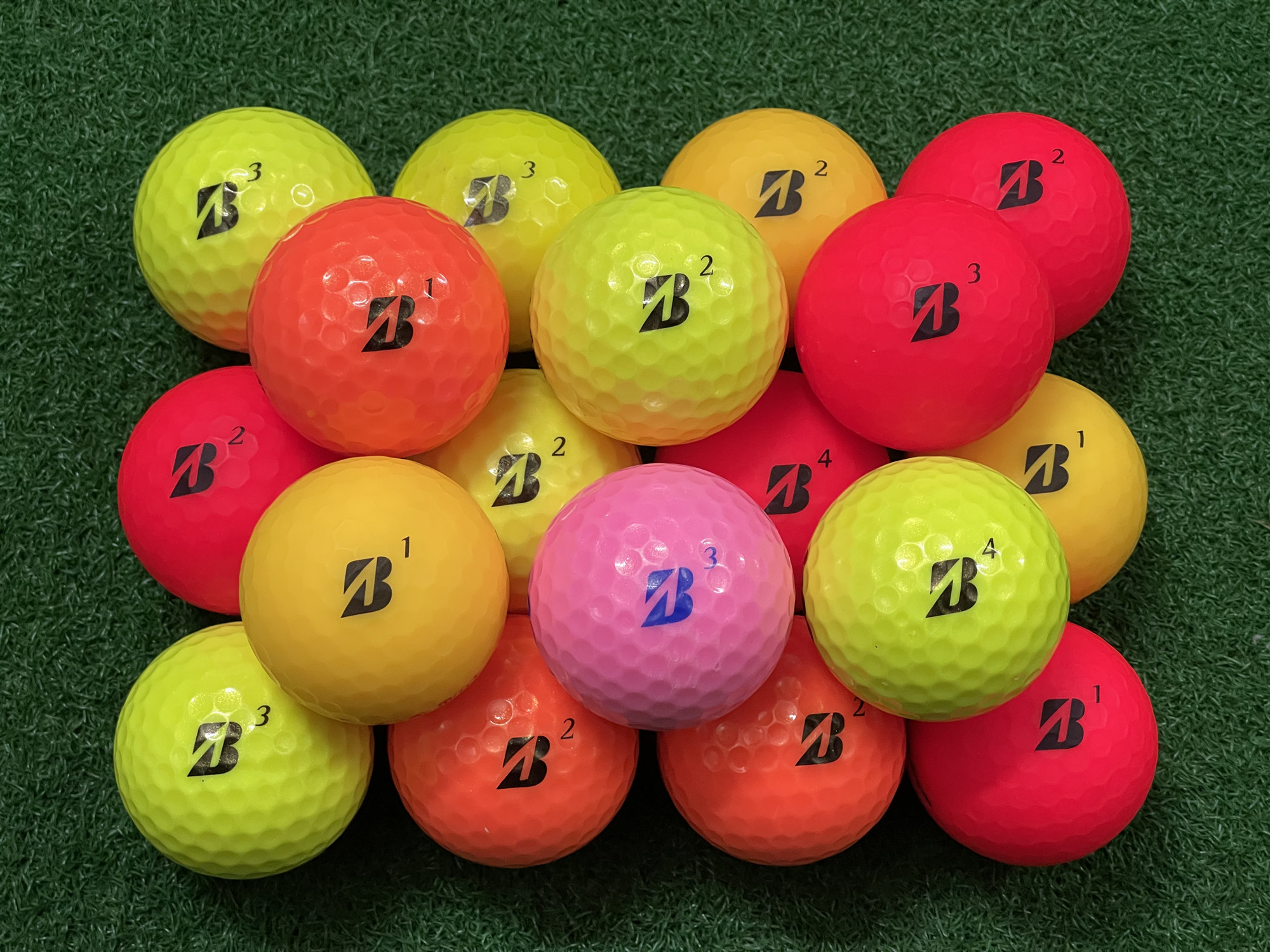 Golf Bridgestone Tiger Big B Section 23 Four-layer ball next to second hand golf-Taobao