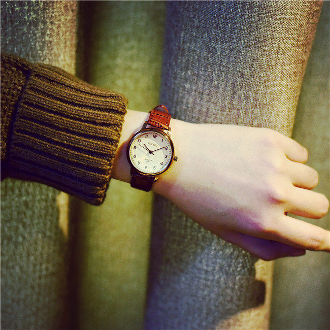 Korean version of the retro simple waterproof belt watch junior high school students temperament literature and art female casual atmosphere quartz women's watch