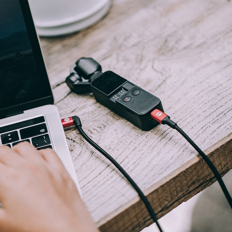 DJI Grand Xinjiang Lingering OSMO ACTION pocket Pocket camera accessories Apple Android data line rechargeable