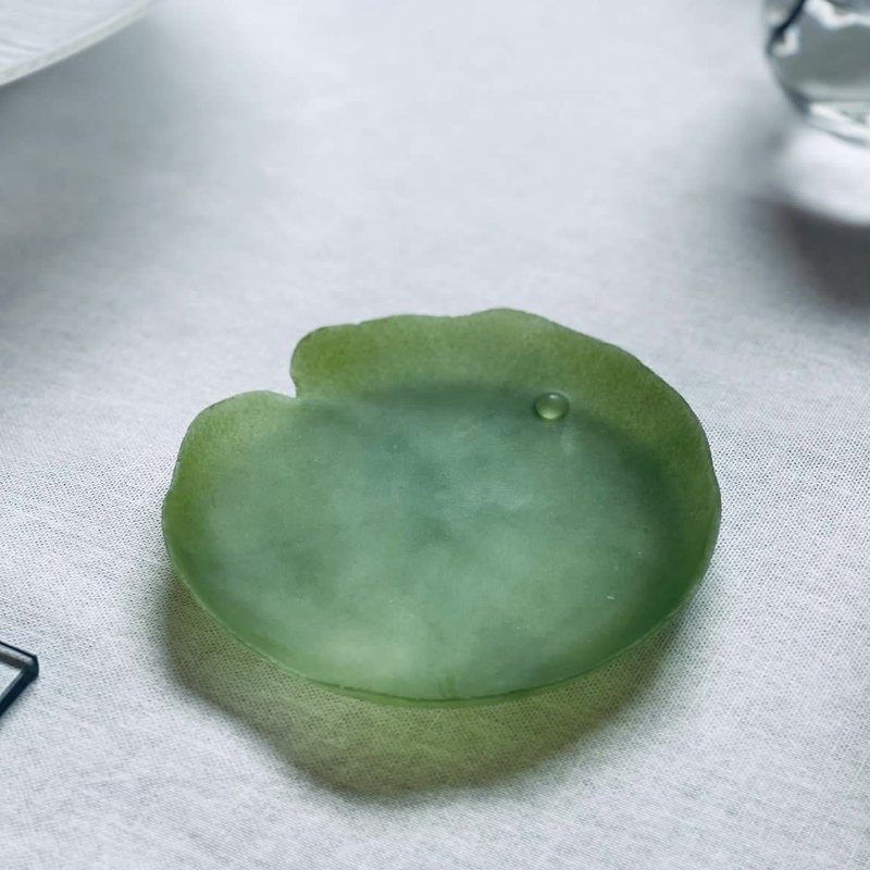 Hiroshi Nakamura, Japanese Author, Lotus Leaf, Painted Transparent Bubble Glass Fruit Breakfast Dessert Plate Hiroshi Nakamura, Japanese Author, Lotus Leaf, Painted Transparent Bubble Glass Fruit Breakfast Dessert Plate