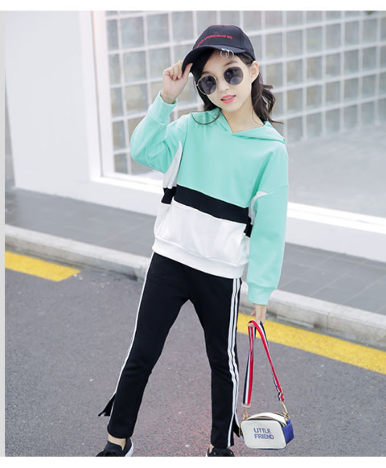 Quần áo trẻ em nữ mùa xuân 2019 trẻ em thời trang mới Phiên bản Hàn Quốc của các bé lớn thể thao nước ngoài hai bộ quần áo thủy triều quần áo thể thao trẻ em