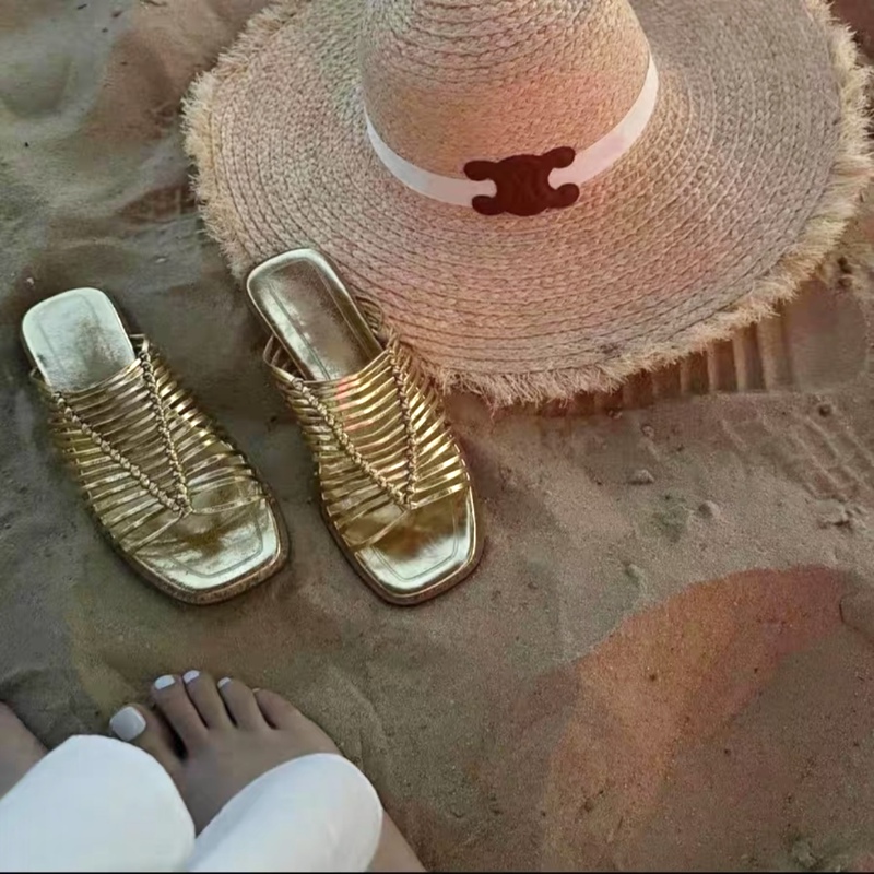 Light Luxury Gold Hollow Woven Sandals for Women, Square Toe, Flat Sole, Slip-On, Vacation Beach Gentle Roman Slippers