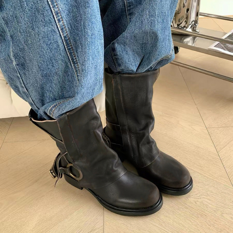 Wasteland Style Distressed Mid-Calf Boots for Women, Vintage Pleated Leather Belt Studded Western Boots with Side Zipper, Slimming Effect, Rider Short Boots Wasteland Style Distressed Mid-Calf Boots for Women, Vintage Pleated Leather Belt Studded Western Boots with Side Zipper, Slimming Effect, Rider Short Boots