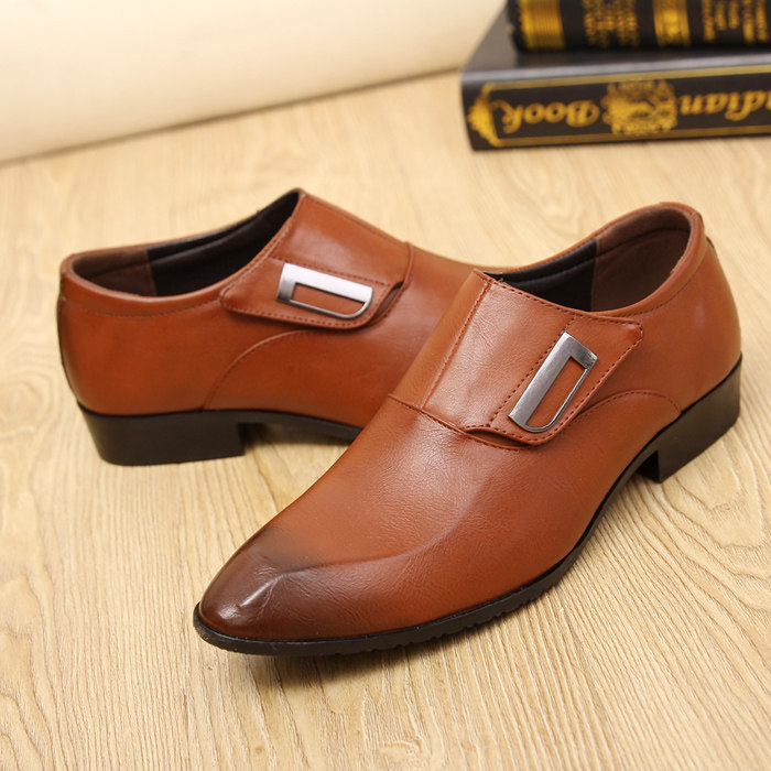 New business formal leather shoes men's British style pointed toe fashion trend young stylist groom wedding shoes