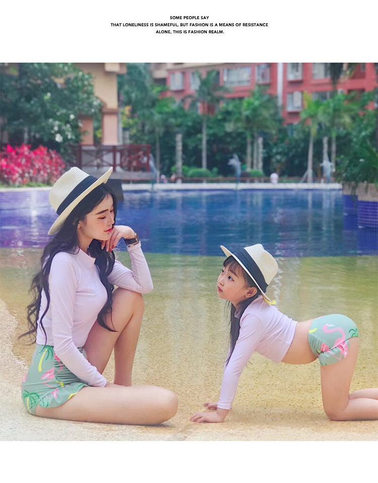 Áo tắm cho bé gái Áo dài tay chống nắng Chia eo cao che bụng Mẹ bé gái Đồ bơi Cha-con Đồ bơi Spa đồ bơi cho be gái 13 tuổi