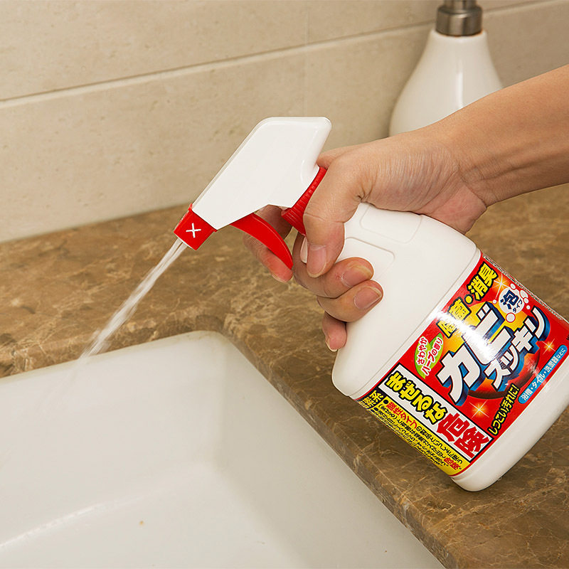 Japan Imported Bathroom bathtub Makeup Room Wall Tile Kitchen Overall Cupboard Mildew cleaning spray Wall removing mildew