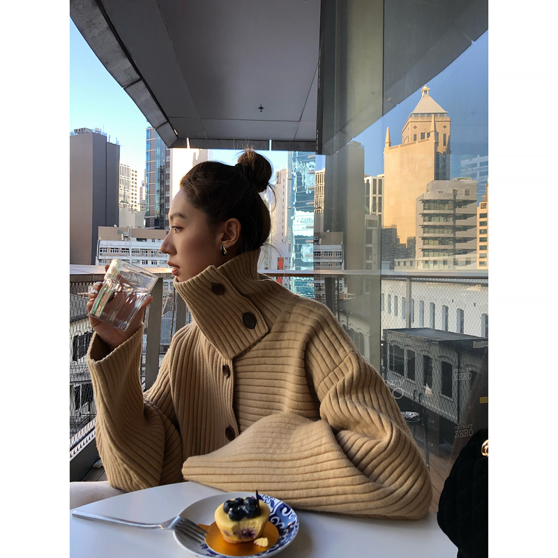 Gakee Official Brown Camel Turtleneck Sweater for Women, New Winter Style, Vintage Retro Money Style Knitwear
