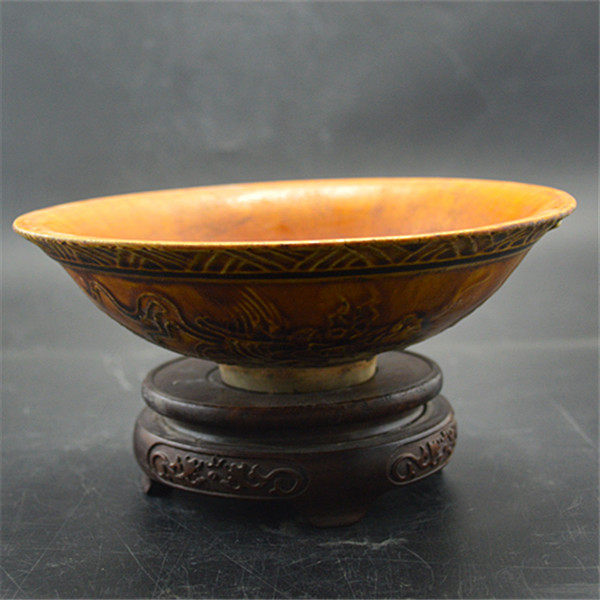 Bright Color Glazed Yellow Glaze Engraving Single Dragon Big Bowl Antique Ancient Play Old Stock Old Stock Old Goods Porcelain Collection Vintage Decorative Swing