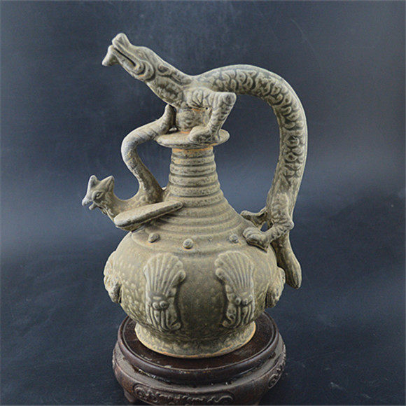 Songyu kiln all hand-made carving dragon feng pot old goods imitation porcelain old decoration collection of classical home decoration parts