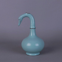 Ru kiln of Song Dynasty Chongning first year Emperor Song Dynasty Palace style nail duck vase antique porcelain Dong home decoration ornaments
