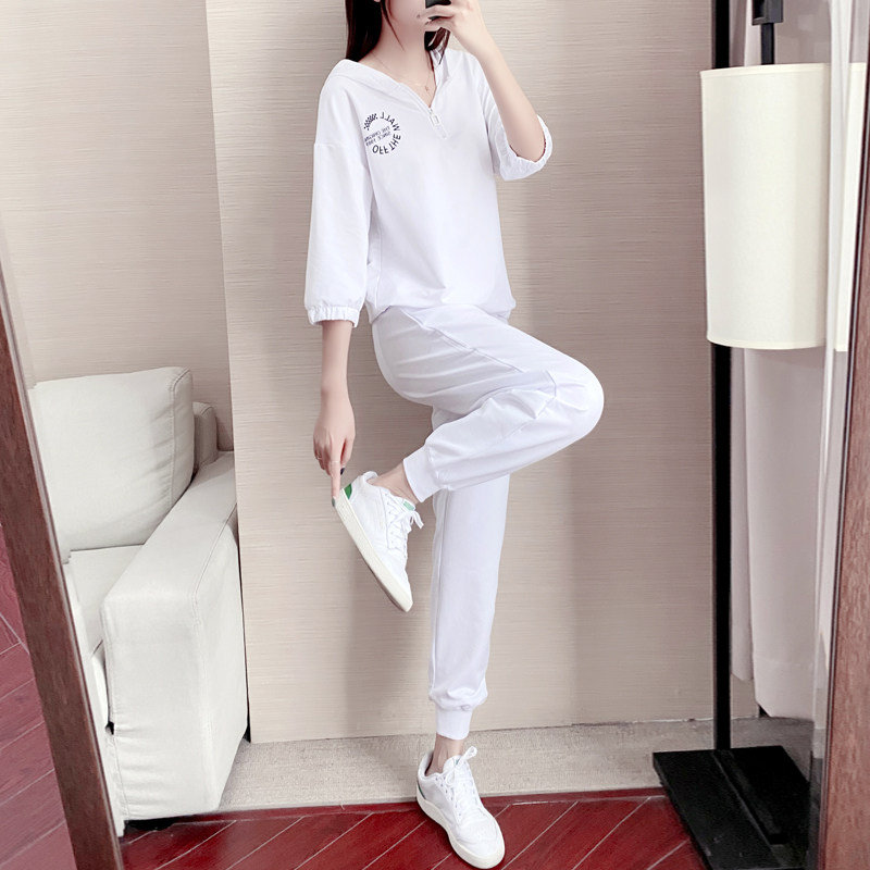 Hong Kong 2021 Spring Summer New Fried Street Women Casual Fashion Suit 70% Sleeve Sports Suit Foreign Pie 2 sets