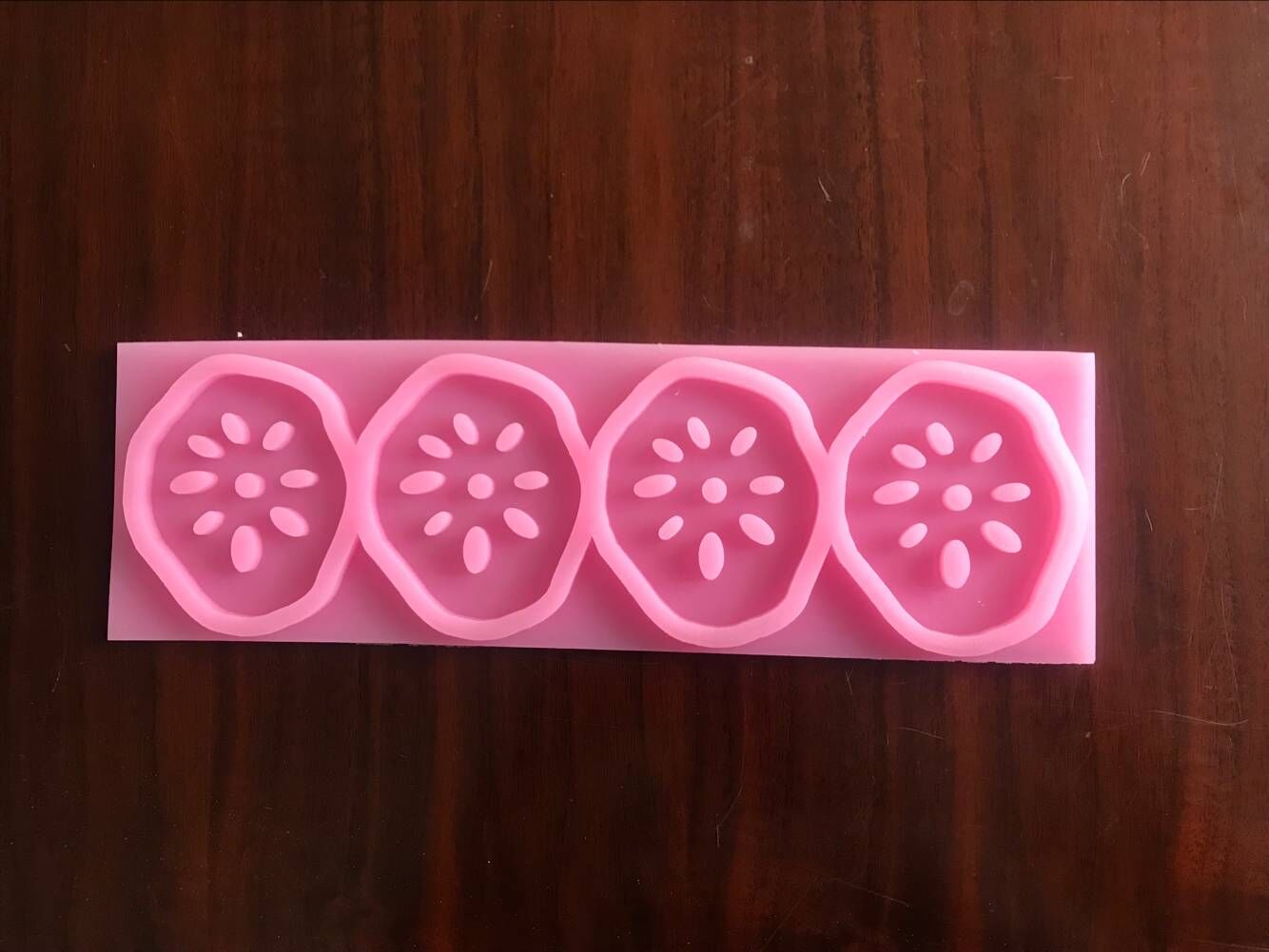 Nhanh chóng ăn đá 4 viên đá viên - Tự làm khuôn nướng khuôn bánh flan