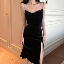 Spring and Autumn Dress 2020 new gold velvet bottoming suspender skirt Hepburn style long inner knee small black skirt