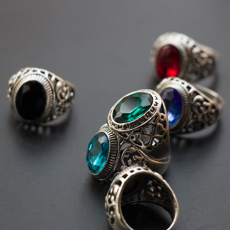 Cắt mặt kính rhinestone nhẫn nam nữ trang sức cặp đôi Nhật Bản và Hàn Quốc thủy triều đơn giản trang sức sinh viên lan truyền bán buôn nóng nhẫn lông voi nam