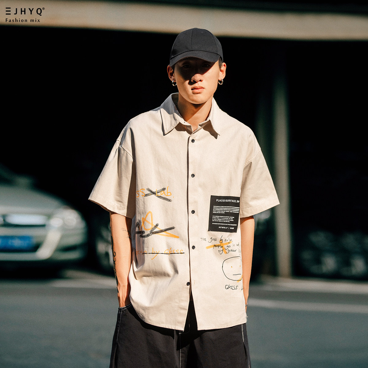 Personality graffiti fun printed short-sleeved shirt men's fashion brand loose letter contrast summer youth tooling shirt