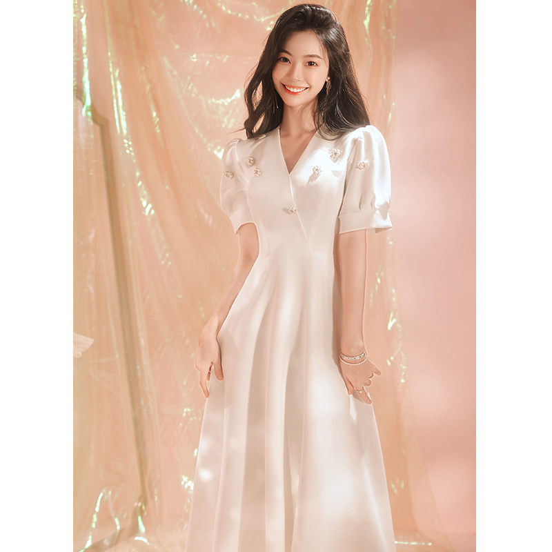 White Short Evening Dress for Female Host, Banquet, 2026 Spring/Summer New Style, High-End, Slim Fit