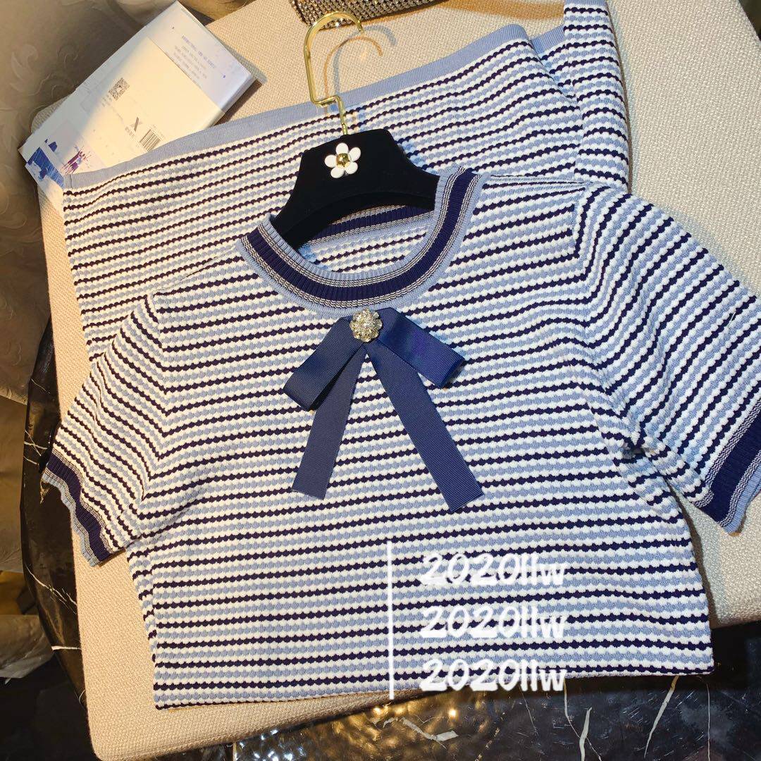 2022 Summer sweetness small fragrant wind butterfly knot striped dress female body Knitted Balloon Flower style mid-length dresses