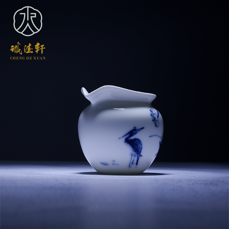 Cheng DE hin gift kung fu tea custom 】 【 jingdezhen ceramics by hand eight head set of blue and white rose all the way