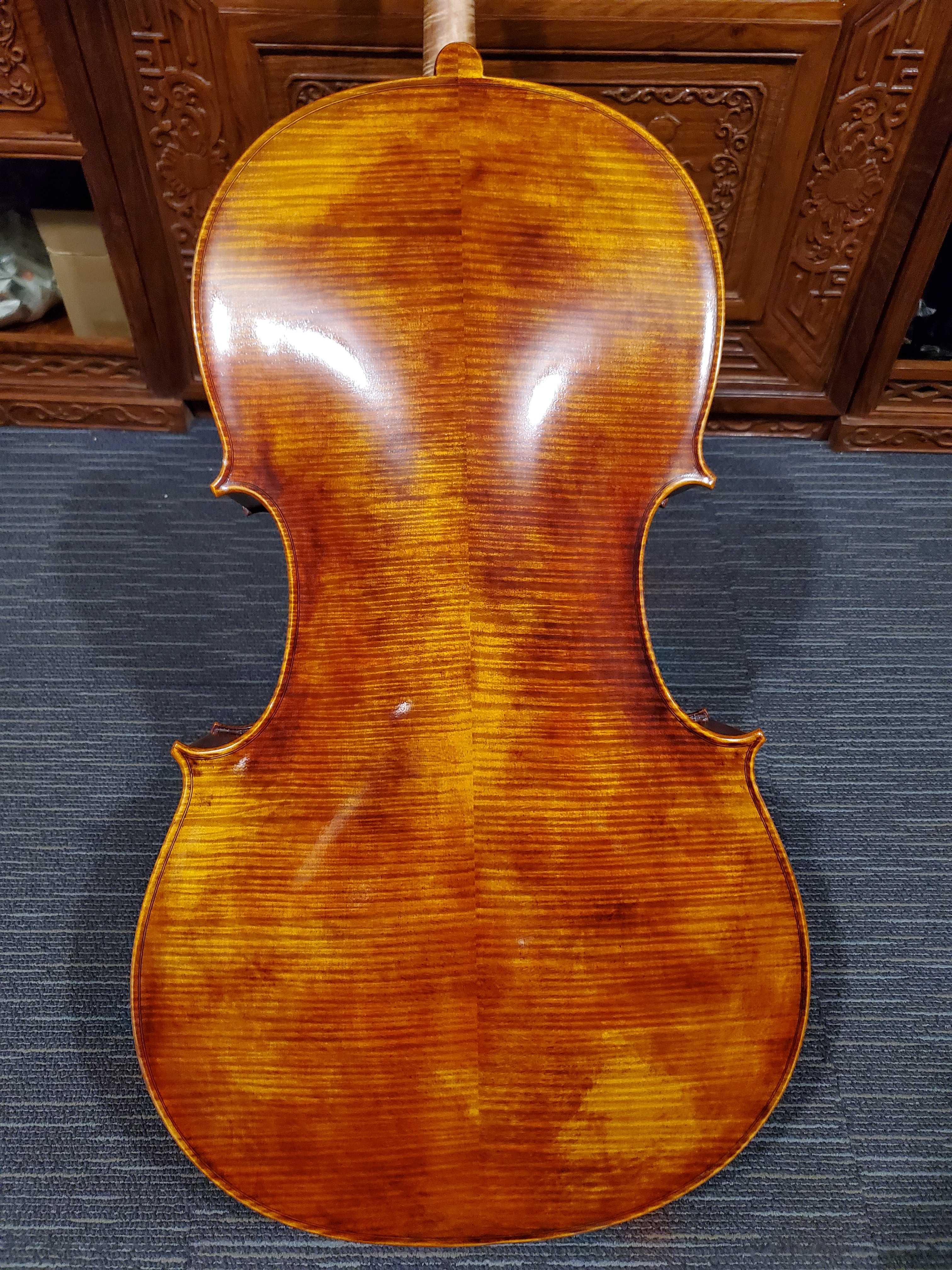 European material cello Antique environmental protection oily lacquer cello Good material and all handmade Liang Zhiling