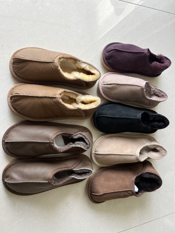 Autumn and Winter Pure Sheepskin Integrated Heel-Covering Lazy Slippers for Men and Women, Slip-Resistant, Thickened, Warm, and Cold-Proof for Home Use