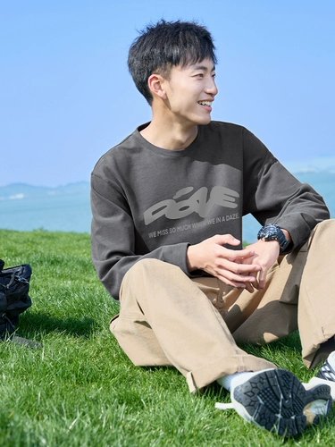 Весенний спортивный базовый лонгслив, в американском стиле