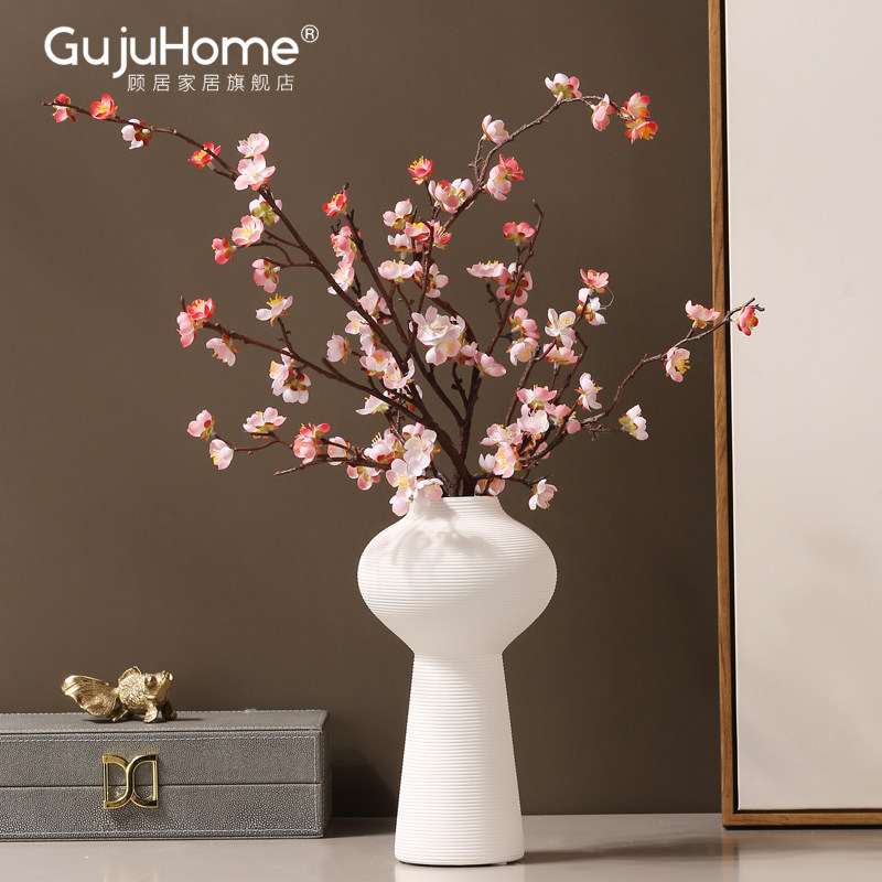 Plum Blossom Emulation Flower Fake Flowers Living-room Side Cabinet Xuanguan Dining Table Flower Arrangement Decoration Floral Drying Flowers New Chinese Style Home Swing Accessories