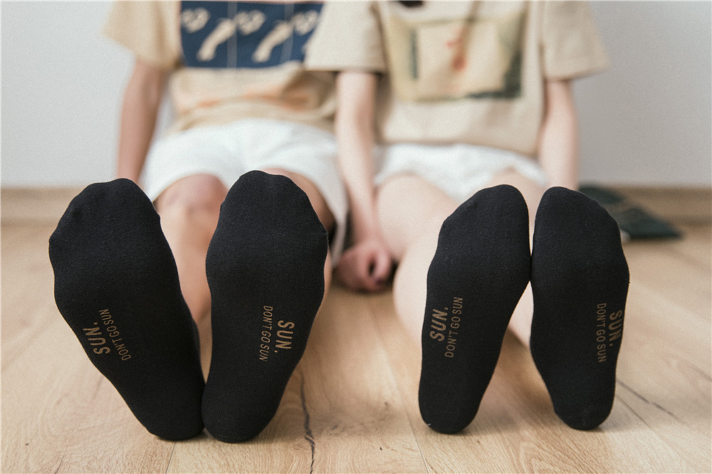 Tuần vớ 7th socks nam cotton khử mùi mùa xuân và mùa hè ngắn túi thêu chữ màu rắn không rơi với vớ thuyền