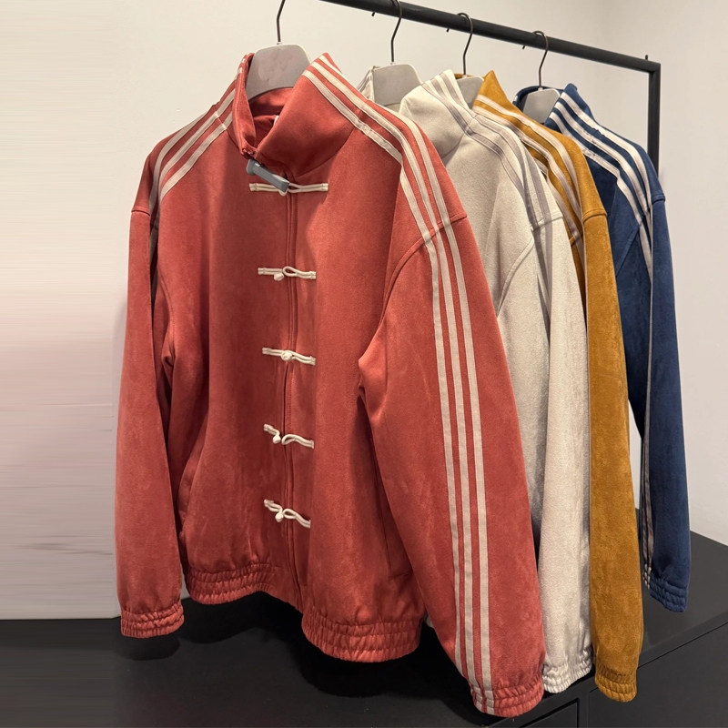 2026 New Spring and Autumn Style Chinese-Inspired Stand-Up Collar Buttoned Jacket for Men, Loose Suede Coat for the Year of the Horse New Year 2026 New Spring and Autumn Style Chinese-Inspired Stand-Up Collar Buttoned Jacket for Men, Loose Suede Coat for the Year of the Horse New Year