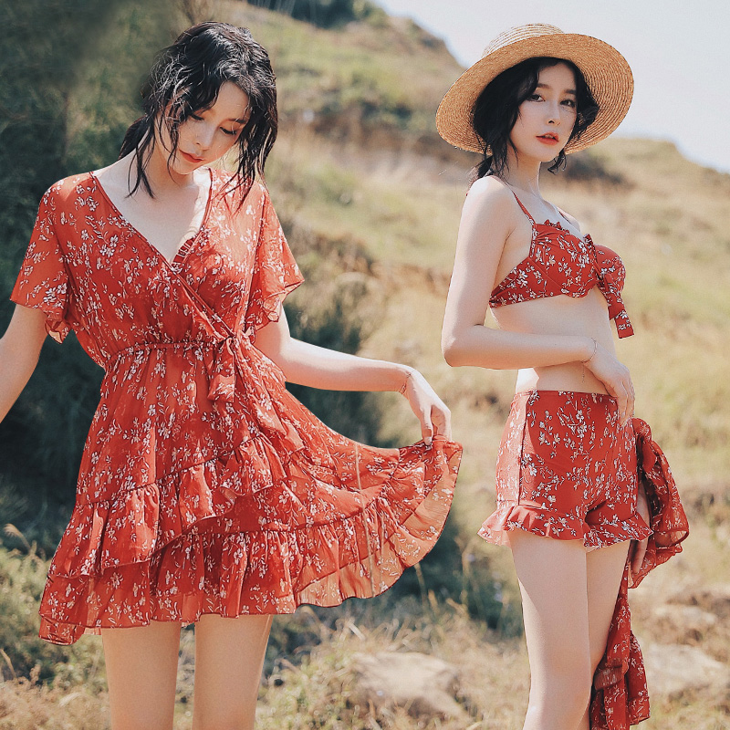 Couple swimsuit female in the new three-piece bikini split conservative small chest thin gathering sexy set