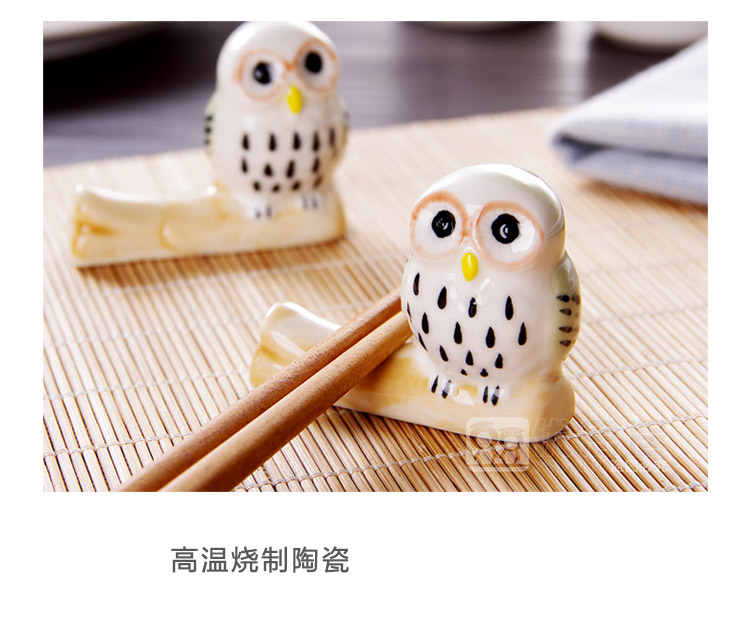 J together Japanese cartoon scene kitchen ceramic tableware chopsticks chopsticks frame bracket hold chopsticks pillow household chopsticks doesn a spoon