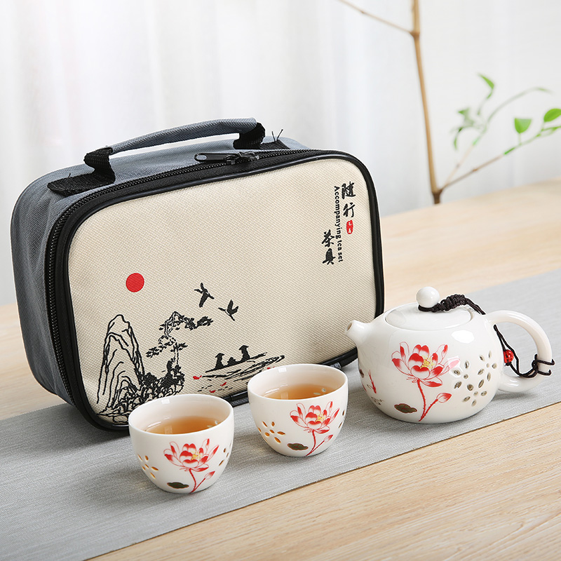 The Crack of a pot of 2 cups of individual cup hand - made porcelain ceramic portable travel office teapot tea tea set
