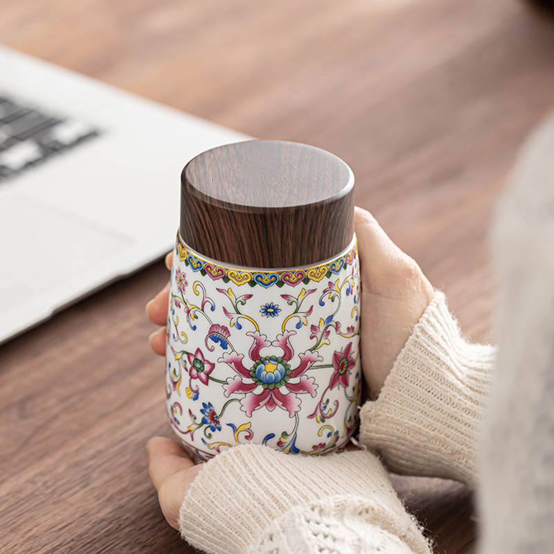 Jingdezhen ceramic colored enamel double vacuum cup against personal dedicated portable high - end with a cup of hot tea cups with cover