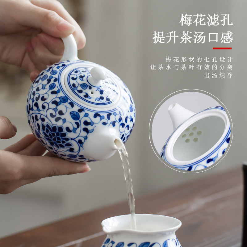 Poly real scene of jingdezhen blue and white porcelain hand draw kung fu tea pot home bound lotus flower little teapot teacup with filter single pot