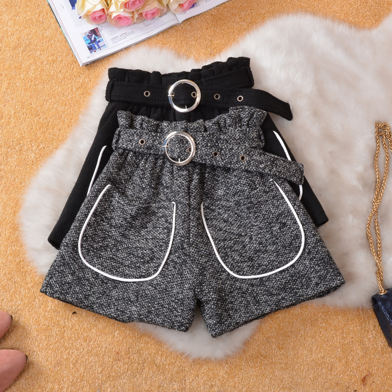 Mùa thu và mùa đông mới Hàn Quốc đan quần short của phụ nữ một từ quần ống rộng mặc quần thun cao eo giản dị hoang dã chạm đáy sooc bò rách nữ