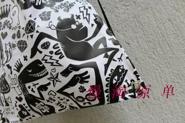 Xuất khẩu Đặt hàng ba lô chống nước Cartoon Bunch Drawopes Ba lô Bơi túi Doodle Doodle Cặp vợ chồng Gói