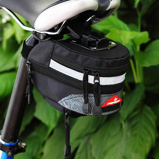 Bike with bag riding bag Cushion Bag Bike Tailbag Expandable Integrated Mountaineering Caravan Tailbag Riding