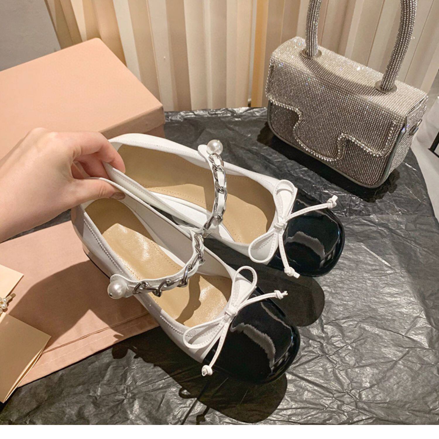 Туфли Мэри Джейн miu*法式复古中跟蝴蝶结高跟鞋粗跟方头一字扣小香风玛丽珍单鞋女 Rv&sw