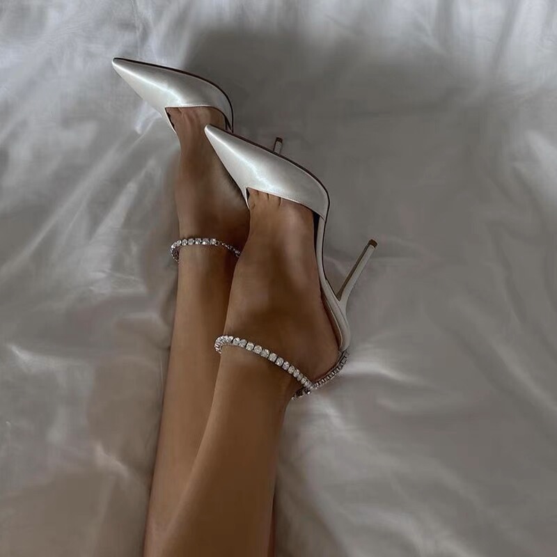 2026 New White Satin High-Heeled Shoes for Women, Rhinestone Toe-Cap Sandals, Niche Design, Bridesmaid and Bride Wedding Shoes 2026 New White Satin High-Heeled Shoes for Women, Rhinestone Toe-Cap Sandals, Niche Design, Bridesmaid and Bride Wedding Shoes