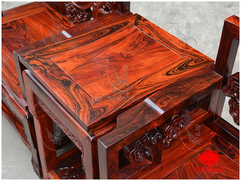 Gỗ hồng mộc Lào (Sian rosewood) trong hội trường đầy đủ mười hai bộ đồ nội thất bằng gỗ gụ retro - Bàn / Bàn tủ thờ giá rẻ
