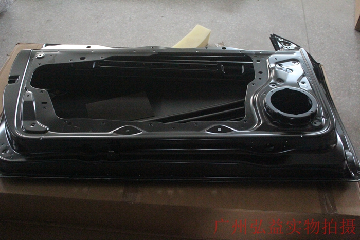 Đức nhập khẩu phụ tùng của Volkswagen - Scirocco Cửa trước bên phải - Những bộ phận xe ô tô phụ tùng ô tô giá rẻ