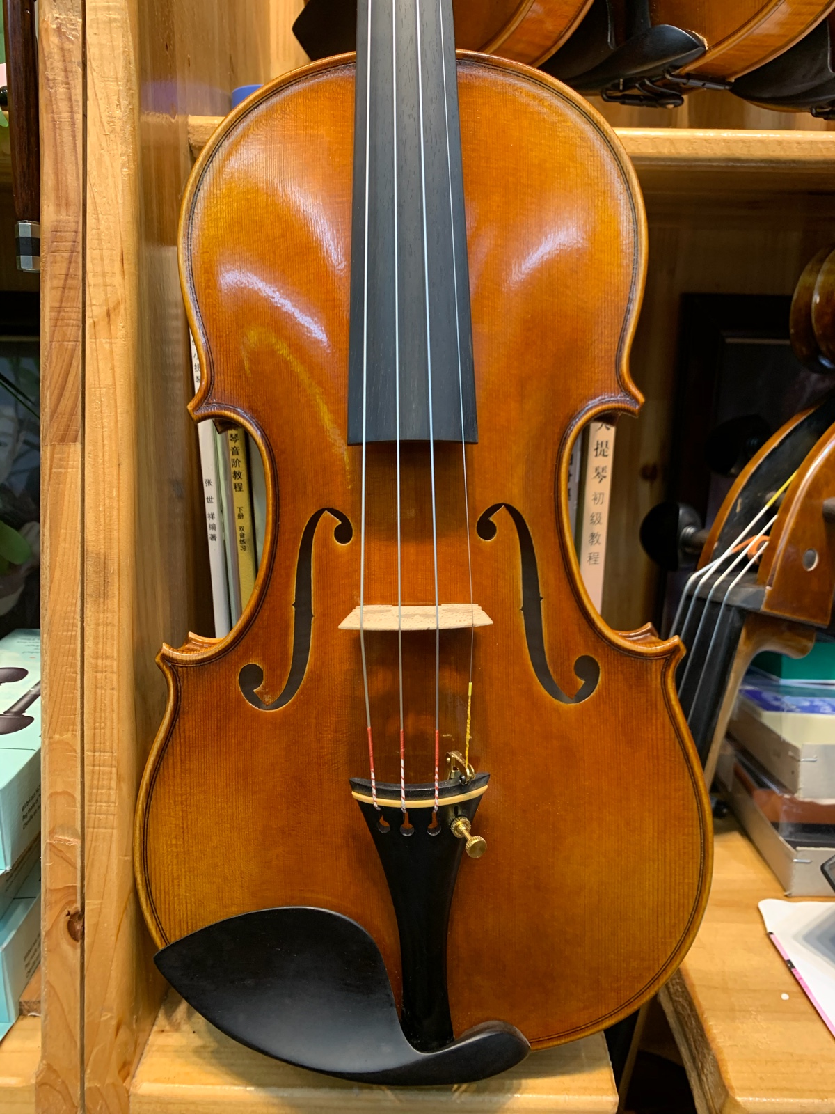 Purely handmade professional violin natural air-drying for more than 12 years, various models and specifications imported from Sichuan
