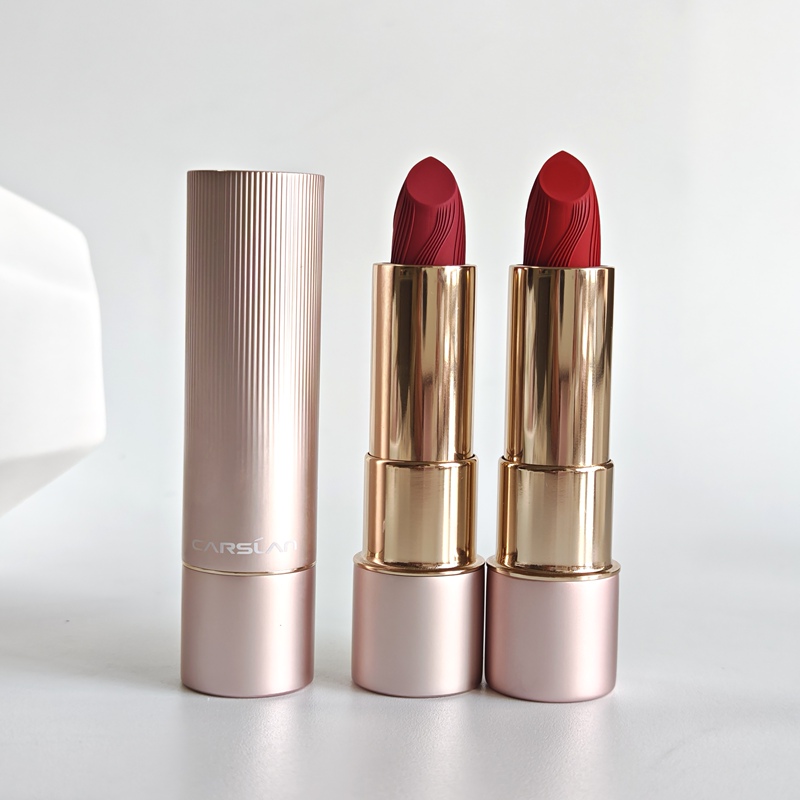 Kazilan Gold Collagen Second Generation Lipstick Is Not Easy to Fade, Does Not Stain Cups, Brightens Skin, New Authentic Product for Girls Kazilan Gold Collagen Second Generation Lipstick Is Not Easy to Fade, Does Not Stain Cups, Brightens Skin, New Authentic Product for Girls