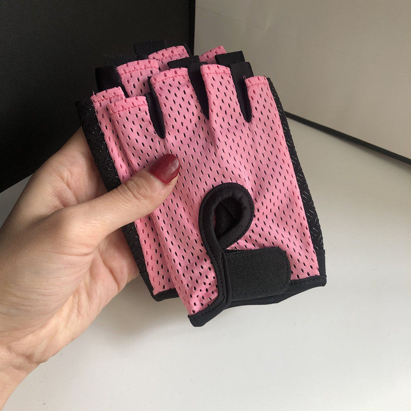 Spring Autumn Sun Protection Gloves Lady Dew Finger half finger Thin Air Drive Non-slip Riding Truffle Finger