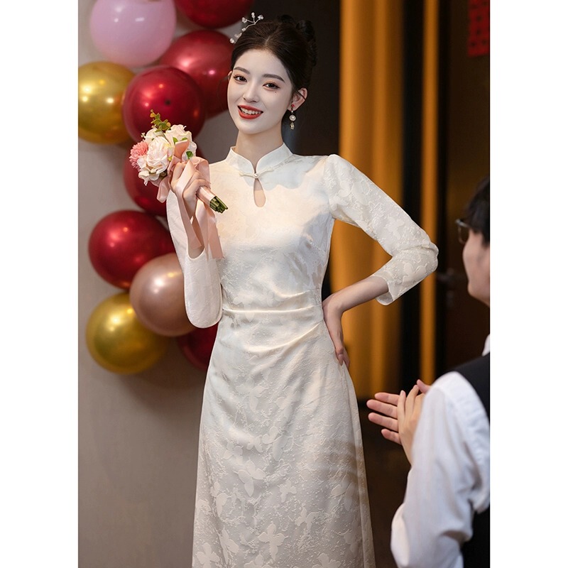 Champagne-Colored Cheongsam Toast Dress for the Bride, New Chinese-Style Engagement Dress, Registration Dress, Wedding Homecoming Casual Wear Champagne-Colored Cheongsam Toast Dress for the Bride, New Chinese-Style Engagement Dress, Registration Dress, Wedding Homecoming Casual Wear