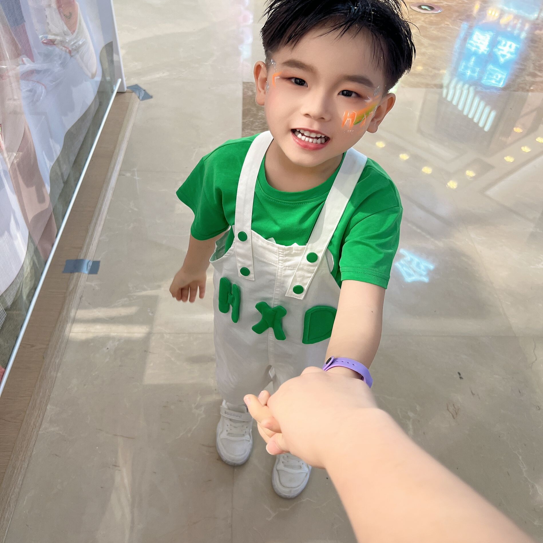 品牌童鞋奥友店