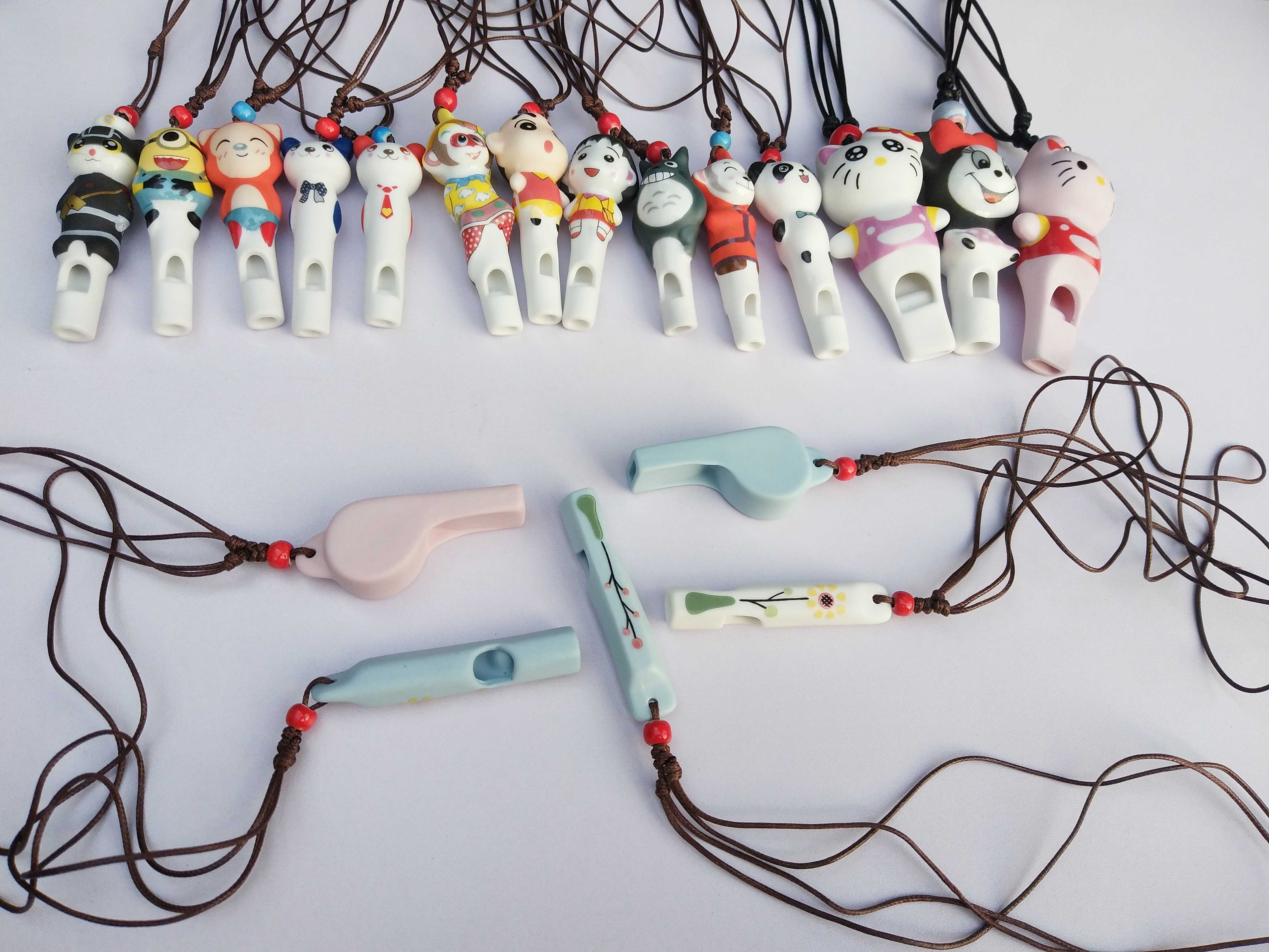 Jingdezhen ceramic whistle craft gift decoration a variety of cartoon whistle necklace characteristic whistle ceramic crafts