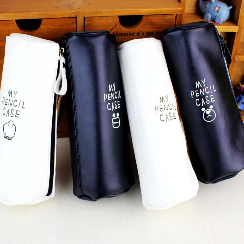 Pen bag Korea large-capacity simple girls junior high school students small fresh girl heart cute black and white primary school students stationery box