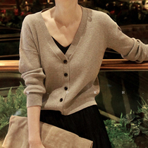 21 Spring and Autumn New Cardigan Womens Cardigan Short Loose Loose Leisure Joker Sweater Korean Jacket Knitwear